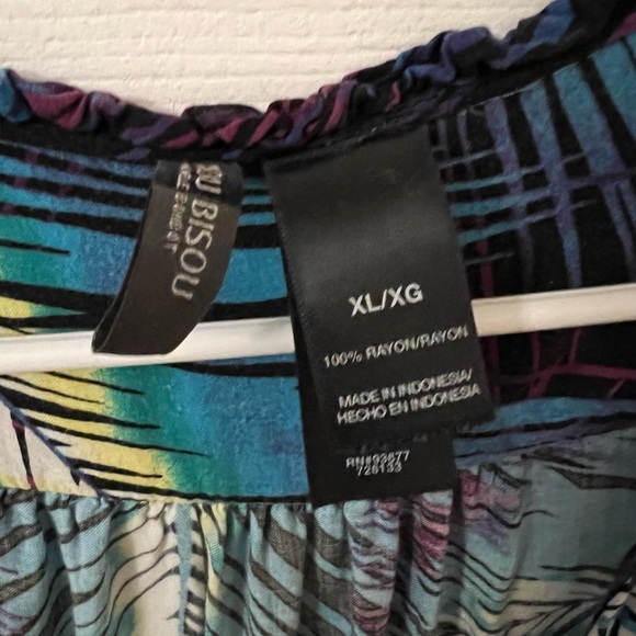 XL Bisou Bisou romper - Picture 5 of 5